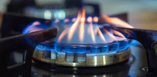 ভারত থেকে আসছে না গ্যাস