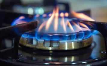 ভারত থেকে আসছে না গ্যাস