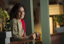 লিকার চা খাবেন না ব্ল্যাক কফি?