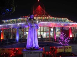 প্রার্থনার মধ্যদিয়ে বাংলাদেশে বড়দিন উদযাপন শুরু