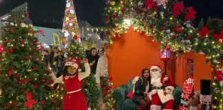 ক্রিসমাস ঘিরে দেশে দেশে বৈচিত্র্যপূর্ণ আয়োজনে ব্যস্ত সান্তা ক্লজরা