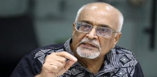 গত ১৫ বছরে দেশে বিদেশী বিনিয়োগ বাড়েনি : দেবপ্রিয় ভট্টাচার্য