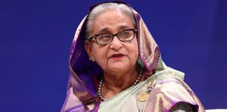 শেখ হাসিনার মতো ‘বিশ্বস্ত মিত্র’কে হারানোর ঝুঁকি নেবে না ভারত: ইকোনমিক টাইমস