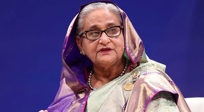 শেখ হাসিনার মতো ‘বিশ্বস্ত মিত্র’কে হারানোর ঝুঁকি নেবে না ভারত: ইকোনমিক টাইমস