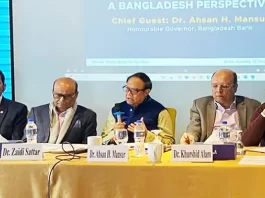 বিদেশে চিকিৎসার নামে বছরে ৫ বিলিয়ন ডলার হারাচ্ছে বাংলাদেশ