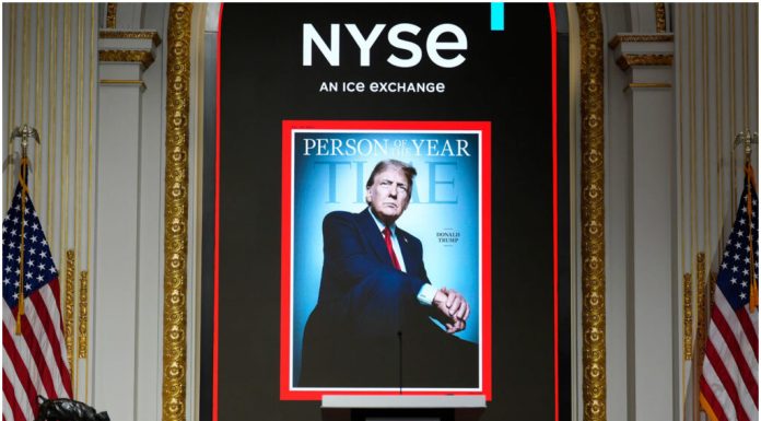 বর্ষসেরা ডোনাল্ড ট্রাম্প টাইম ম্যাগাজিনের