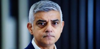 ‘স্যার উপাধি’ পেলেন সাদিক খান