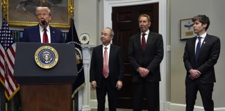 এআই খাতে ৫০০ বিলিয়ন ডলার বিনিয়োগের ঘোষণা দিলেন ট্রাম্প