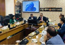 ব্রিটিশ ব্যবসায়ীদের বাংলাদেশে আরও বেশি বিনিয়োগ চান বাণিজ্য উপদেষ্টা