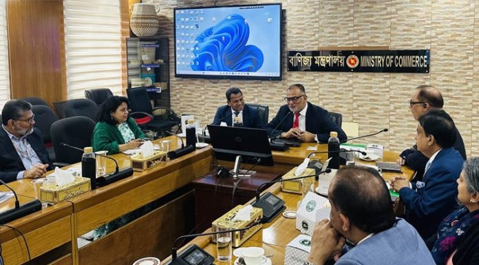 ব্রিটিশ ব্যবসায়ীদের বাংলাদেশে আরও বেশি বিনিয়োগ চান বাণিজ্য উপদেষ্টা