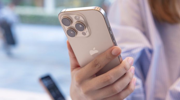 ৯৫ মিলিয়ন ডলার জরিমানা দিতে হবে অ্যাপলকে