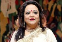 গানের মঞ্চে হঠাৎ অসুস্থ সাবিনা ইয়াসমীন, এখন ভালো আছেন