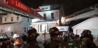 কুইন্সের একটি বাড়িতে অগ্নিকাণ্ডে তিন জন নিহত