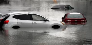 আমেরিকায় বন্যায় নিহত ৯, বিদ্যুৎহীন ৫ লক্ষাধিক মানুষ