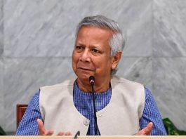 শেখ হাসিনা ও আওয়ামী নেতাদের বাড়িতে হামলা বন্ধ করুন: প্রধান উপদেষ্টা