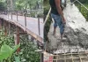 বরিশালে ব্রিজ নির্মাণে রডের পরিবর্তে বাঁশের কঞ্চি দিয়ে ঢালাই