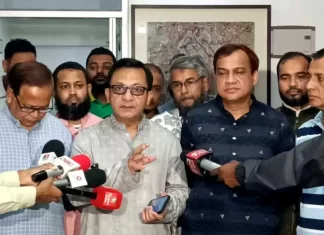 চামড়ার ন্যায্যমূল্য নিশ্চিতে কঠোর নজরদারির আশ্বাস বাণিজ্যমন্ত্রীর