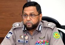 পশুবাহী গাড়ি নিয়ে টানাটানি করলে কঠোর ব্যবস্থা : ডিএমপি কমিশনার