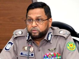 পশুবাহী গাড়ি নিয়ে টানাটানি করলে কঠোর ব্যবস্থা : ডিএমপি কমিশনার