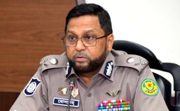 পশুবাহী গাড়ি নিয়ে টানাটানি করলে কঠোর ব্যবস্থা : ডিএমপি কমিশনার