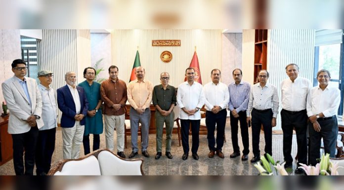 প্রধানমন্ত্রীর সঙ্গে বৈঠক করেছেন সম্পাদক পরিষদের নেতারা