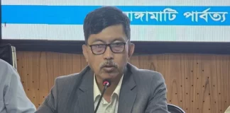 ফেসবুক স্ট্যাটাসে পদত্যাগ ইস্যুতে বক্তব্য দিলেন দীপেন দেওয়ান