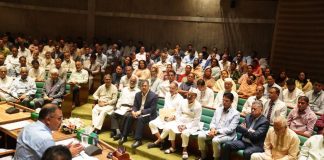 প্রধানমন্ত্রীর সভাপতিত্বে সরকারদলীয় এমপিদের সভা অনুষ্ঠিত