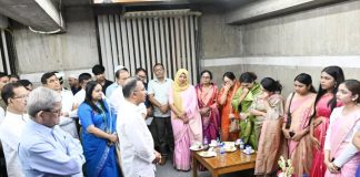 সংসদ ভবনে ‘মায়ের ডাক’-এর সঙ্গে সাক্ষাৎ করলেন প্রধানমন্ত্রী